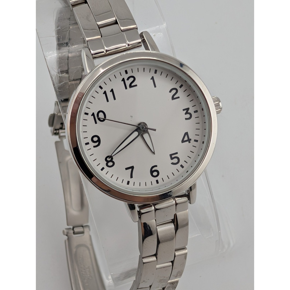 Time and Tru Women's Watch 28mm Case Silver 7.25" Band- New Battery